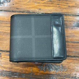 Burberry wallet
